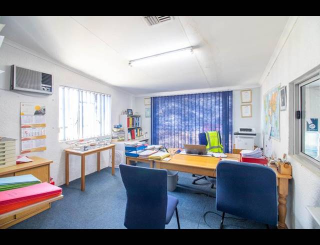BUSINESS FOR SALE IN KEMPTON PARK